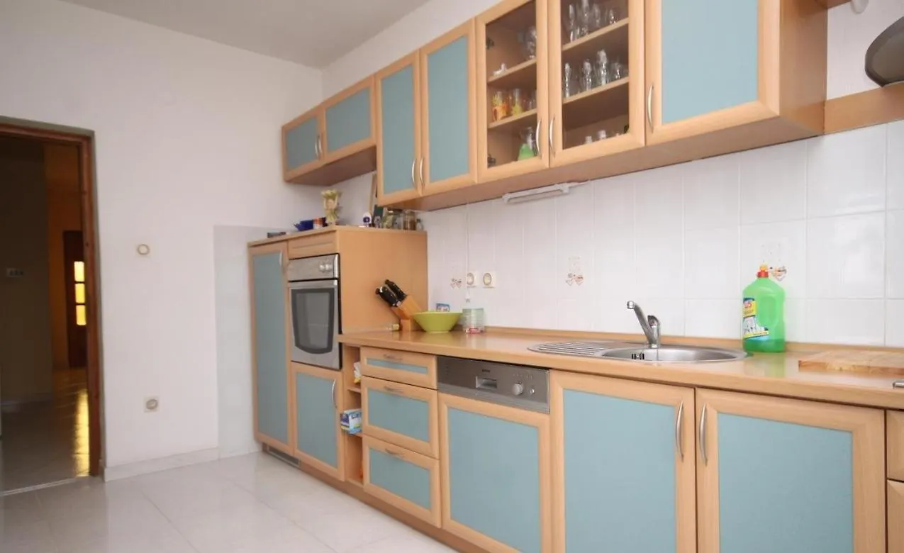 Apartment In Kali With Sea View, Terrace, Air Conditioning, Wifi